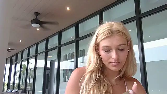 alyssaajones' Webcam Show