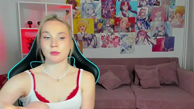 ElaraVoltage Live XXX Chat