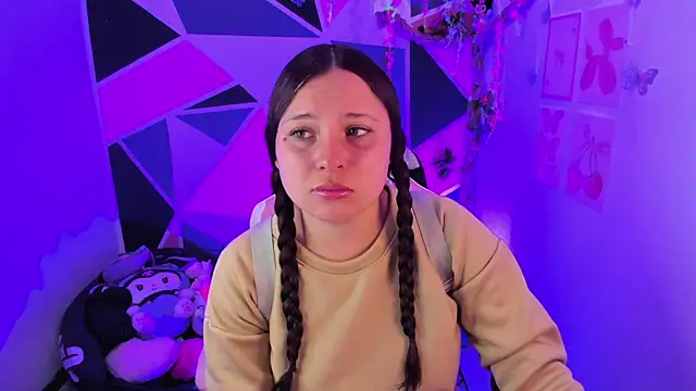 Czat XXX na żywo – little_emma0