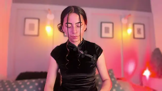 دردشة Ivyy_sweet_ الجنسية المباشرة