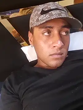 CamiloOliveran Webbikameraesitys