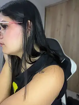 دردشة 2Angela_ الجنسية المباشرة