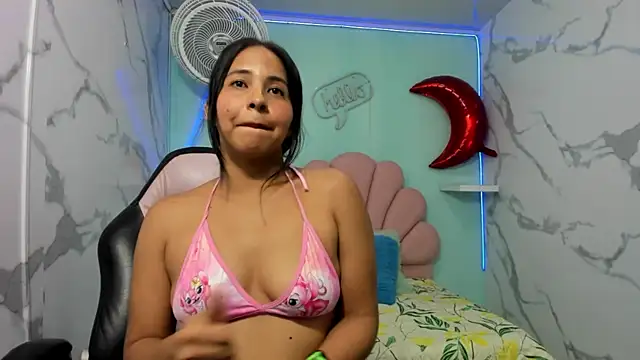 nicol_ross19 live XXX chat