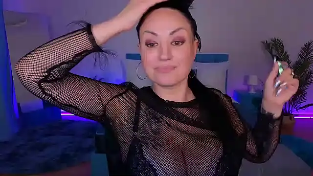Chat XXX en directo de Mia_Marry