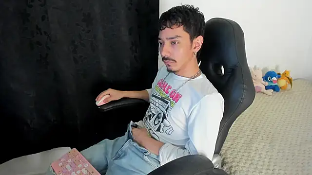 finn_jackson 라이브 XXX 채팅