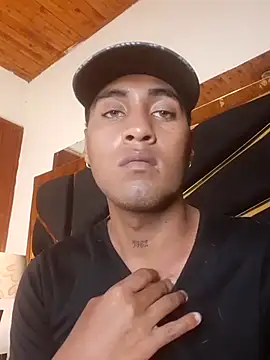 CamiloOlivera Webcam Show