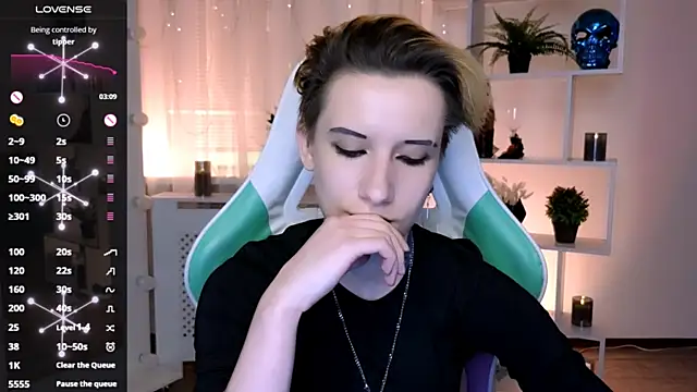 _Rein_ramm's Live XXX Chat