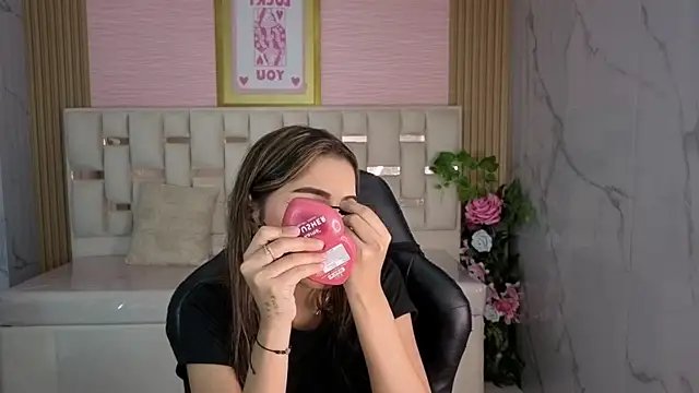 XXX chat uživo modela veronicaa_s