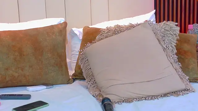 Chat +18 de AshleyBaker1 ao vivo
