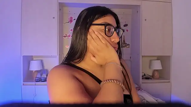 CANDYGABYY 라이브 XXX 채팅