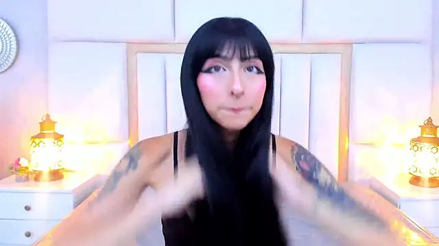 LaylaaDoll live XXX chat