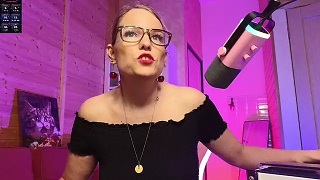 Lady_Shine's Live XXX Chat