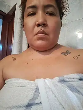 CurvyHeat লাইভ XXX চ্যাট