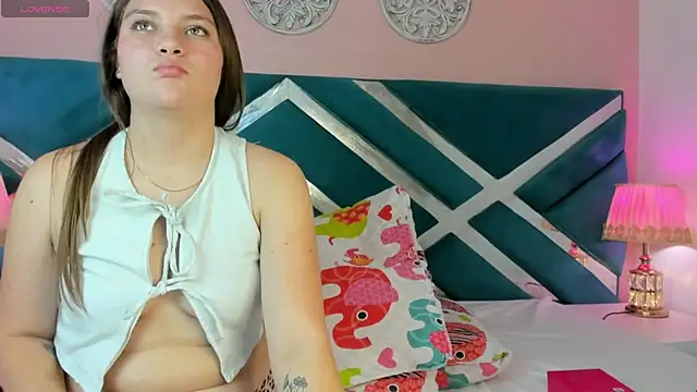 Chat XXX en directo de LiiaVelvet
