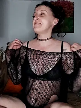 XXX chat uživo modela Goddessm00n1