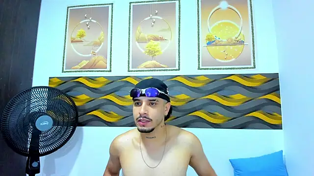 Leon_Hotx's Webcam Show
