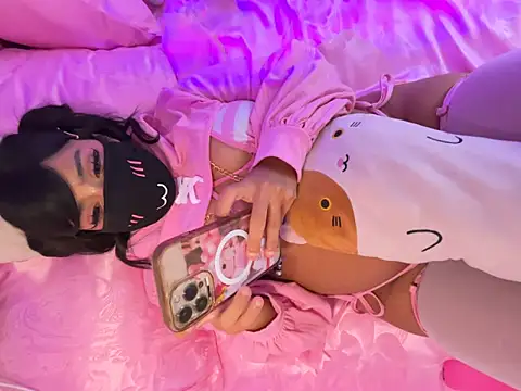 Onlypawzz Live XXX Chat