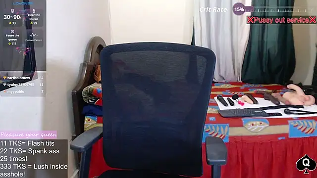 Robin_H00t_2 Chat XXX live