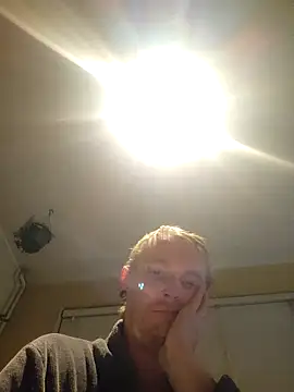 piercingpik webkamerás műsora