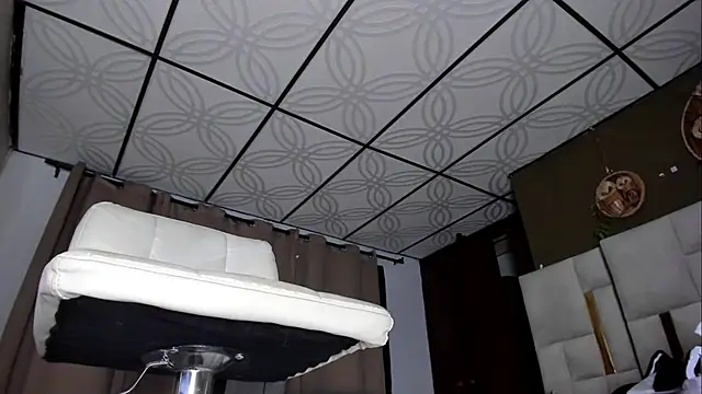 Mia_scarlet69のライブXXXチャット