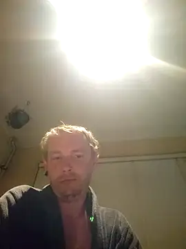 piercingpik live XXX chat