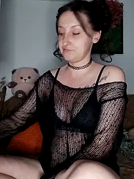 Goddessm00n1 Live XXX-Chat