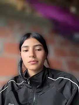 Ema_Rose_'s Live XXX Chat