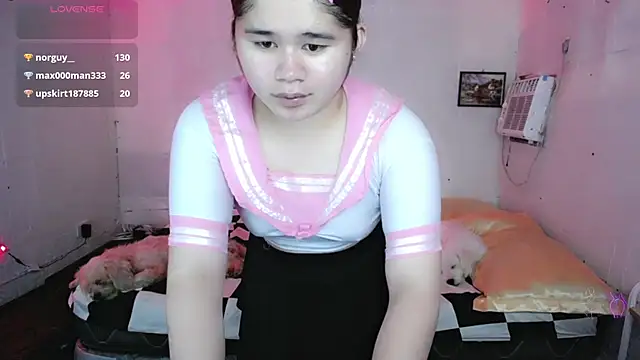 Brittany_143 Adlı Modelin Web Kamerası Şovu