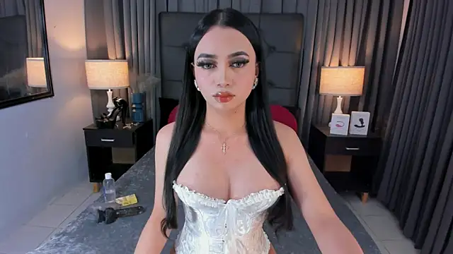 MiaMow Pertunjukan Webcam