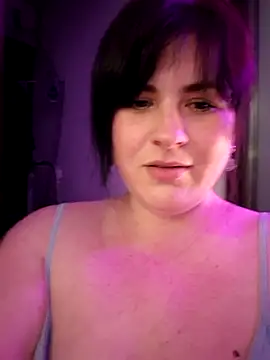 Sweet-bun-3 – Live XXX-chat