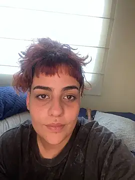 Živý XXX chat name_less_lulu
