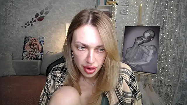 NickyAdamidi Live XXX-chat