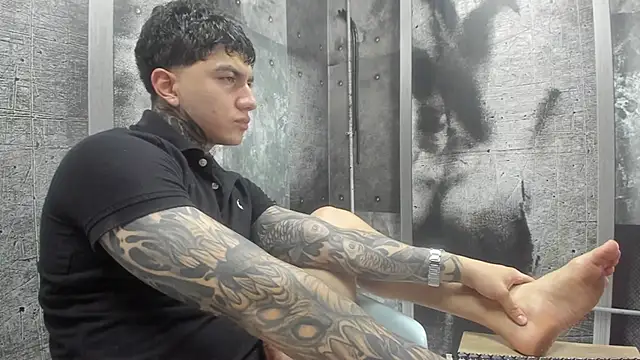 Gury_tattoo's Live XXX Chat