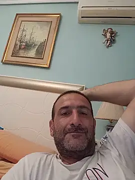 DanTrov79's Webcam Show
