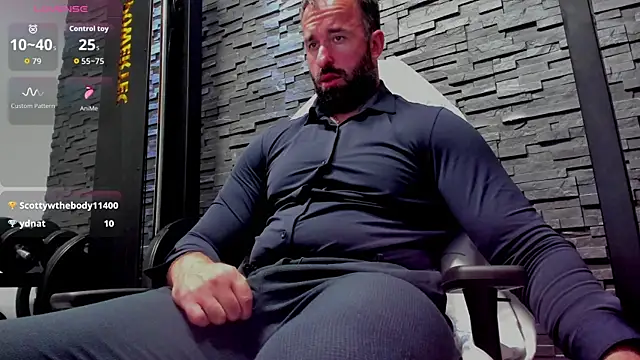 Chat XXX en directo de David_Big_Daddy