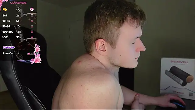 Онлайн чат XXX Richard_Dullas