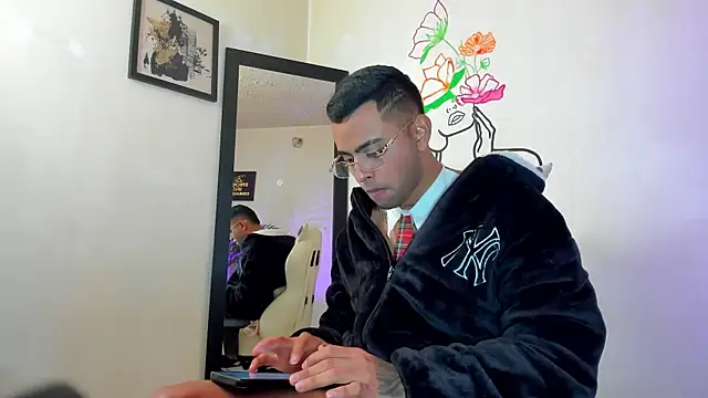 JuanManuelGate – webcam-show