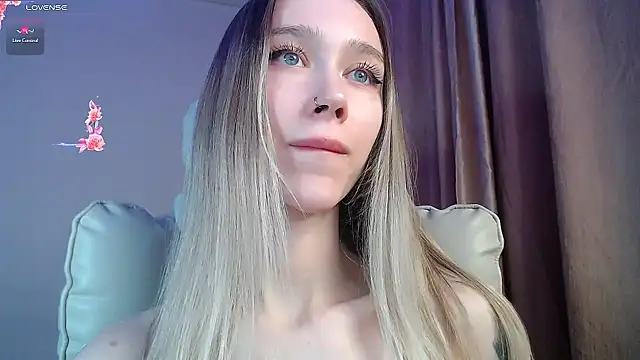 Des_ch's Live XXX Chat
