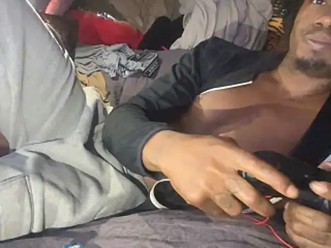 SlimeCrownzOut5's Webcam Show