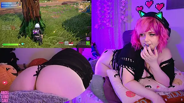 Angel-Lewd-Cake Show in webcam