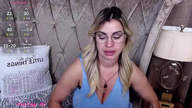 Chat XXX en directo de BustyGizelle