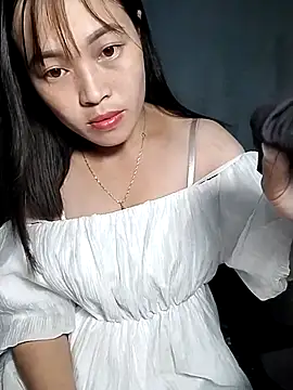 Chat XXX ao vivo de Hani-i