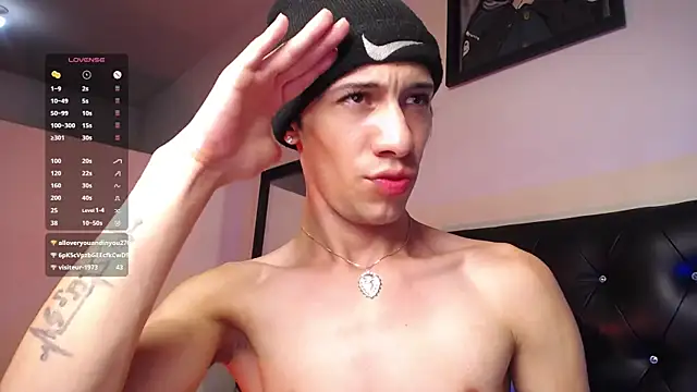 santiago_cutex Show Webcam
