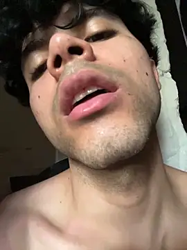 XXX chat uživo modela Axel-Mejia