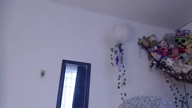 Chat +18 de Layla_quinn ao vivo