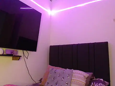 Chat +18 de Zarah_vs ao vivo