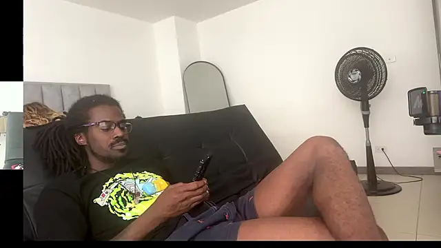 Chat +18 de DerkDiggler904 ao vivo
