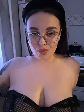 MoziRixis Chat XXX live