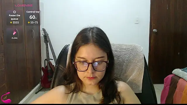 Czat XXX na żywo – MadieeLorez