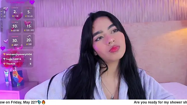 _kyraa_'s Live XXX Chat